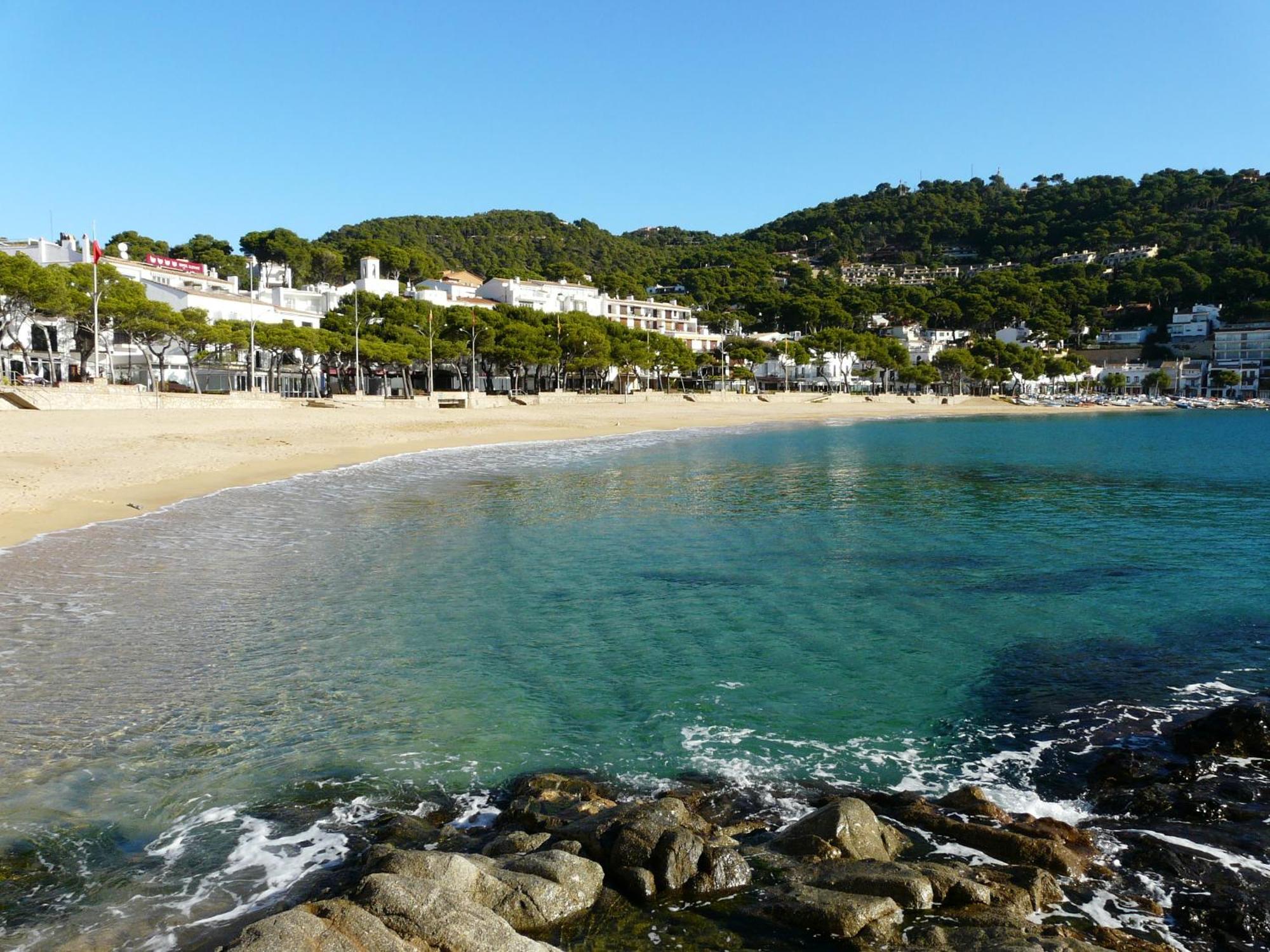 Capdevila Llafranc Esterno foto